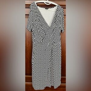 Talbots Black and White Geometric Midi Faux Wrap Short sleeve Dress